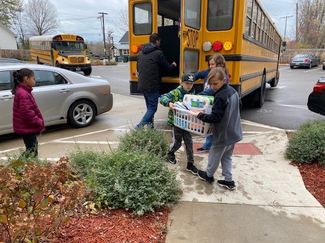 Independence Primary School Students Connect Classroom Lessons with Real World Experiences