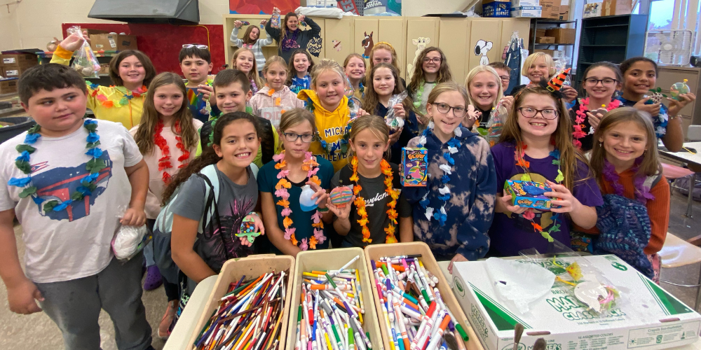 Independence Middle School Students Save the Beach With Collection
