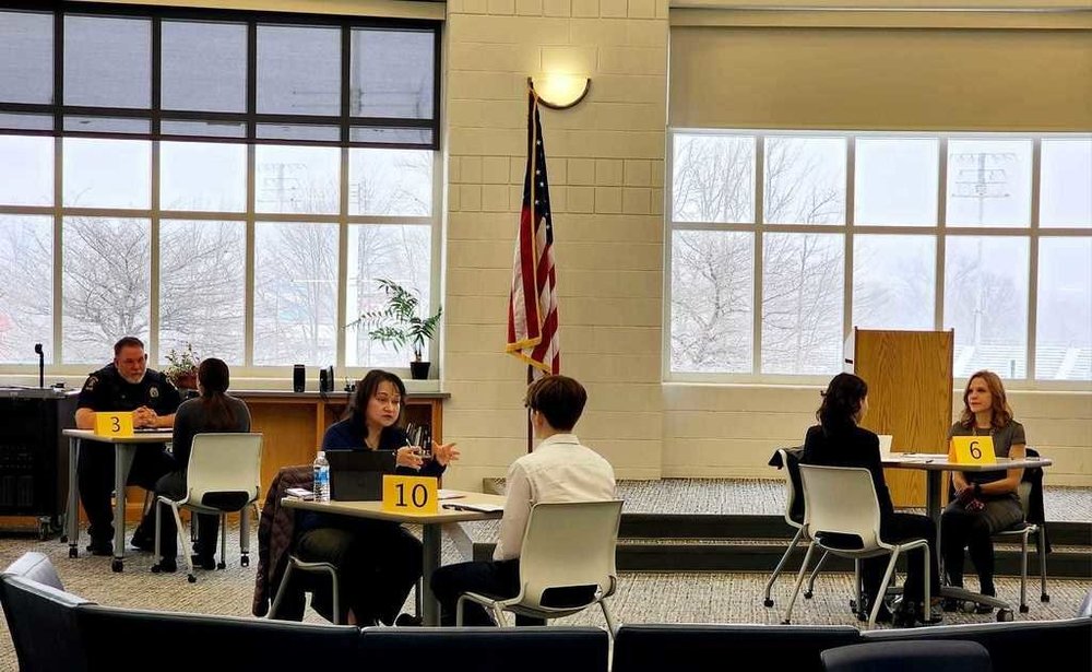 Independence High School Sophomores Participate in Mock Interviews